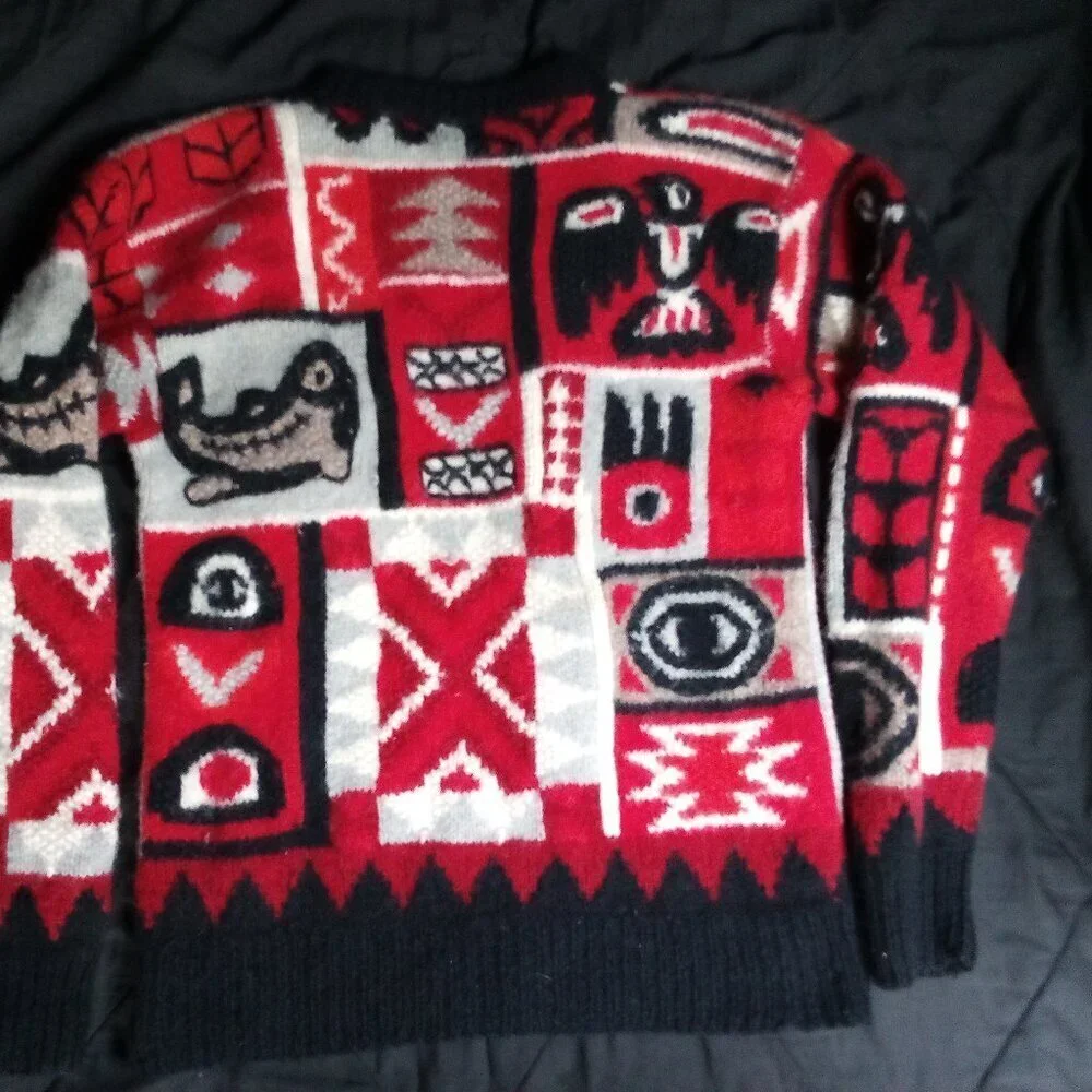 Vintage Northwest Passages Pacific Northwest Totem Art Wool Crewneck Sweater